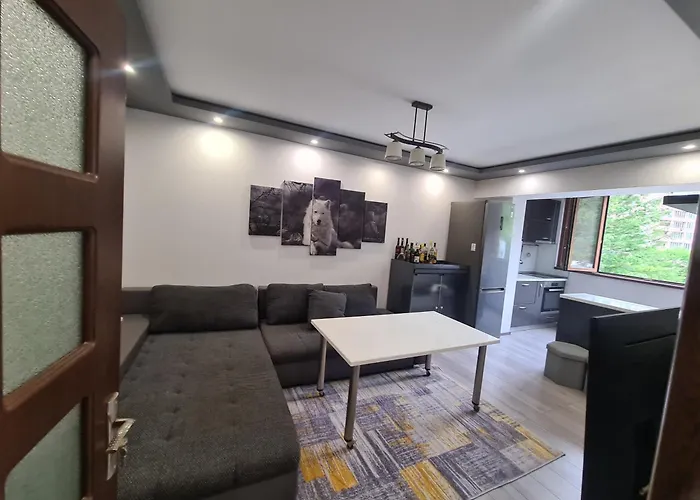 Cosmopolitan アパート デヴィン